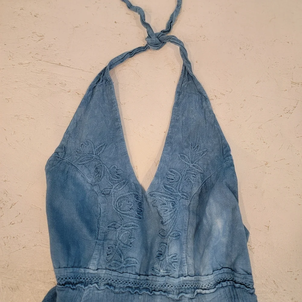 Blue Tye-Dyed Halter Dress With Embroidery - Picture 4 of 6